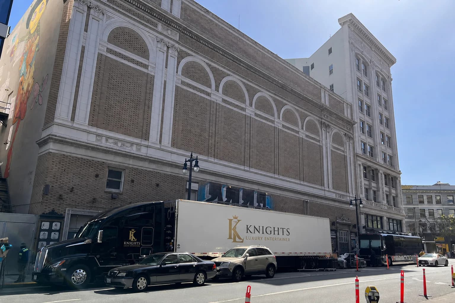 Tour Trucking Backline and Stage Equipment Transport Across 48 States